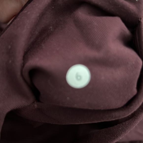 Maroon lululemon leggings - Picture 5 of 5